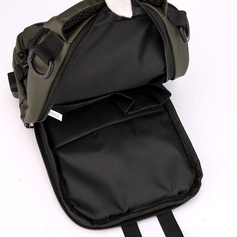 Durable Nylon Shoulder Bag with Stylish Features and Practical Design