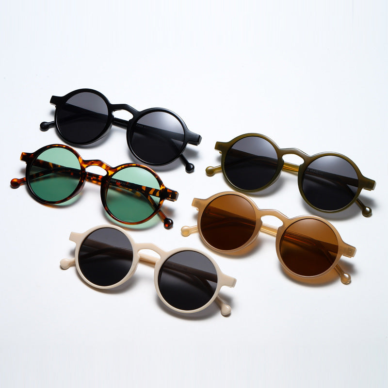 Chic UV Protection: Small Round Frame Sunglasses for Any Occasion