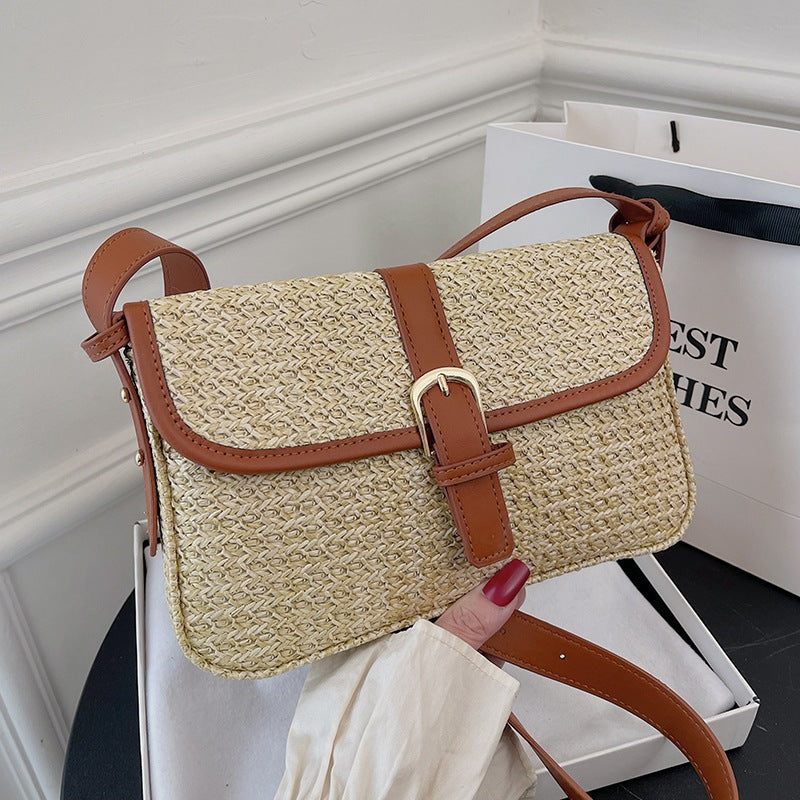 Upgrade Your Summer Style: Trendy Straw Shoulder Bag with Chic Sewing Thread Accents