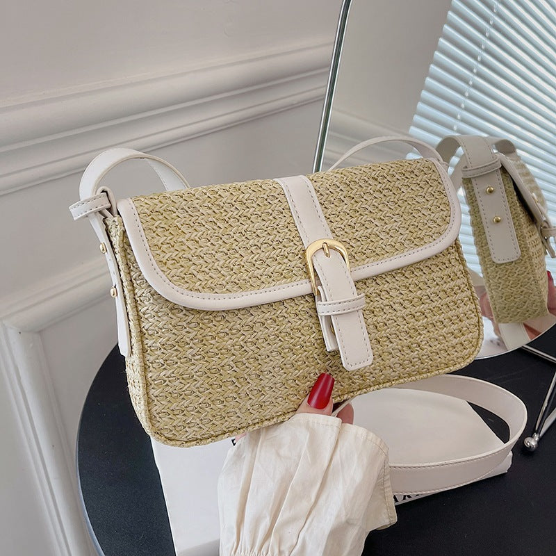 Upgrade Your Summer Style: Trendy Straw Shoulder Bag with Chic Sewing Thread Accents