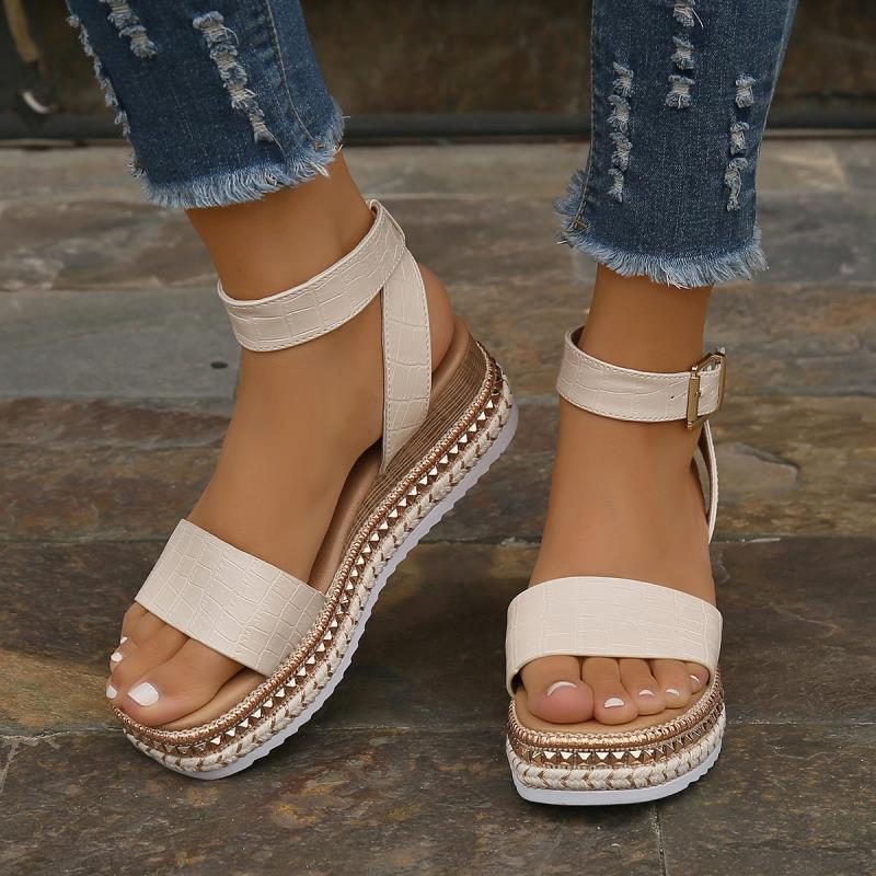 Summer Ready: Stylish Buckle Strap Hemp Wedge Sandals for Fashion and Comfort